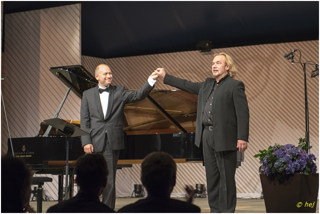 Viacheslav Poprugin & Maxim Mikhailov