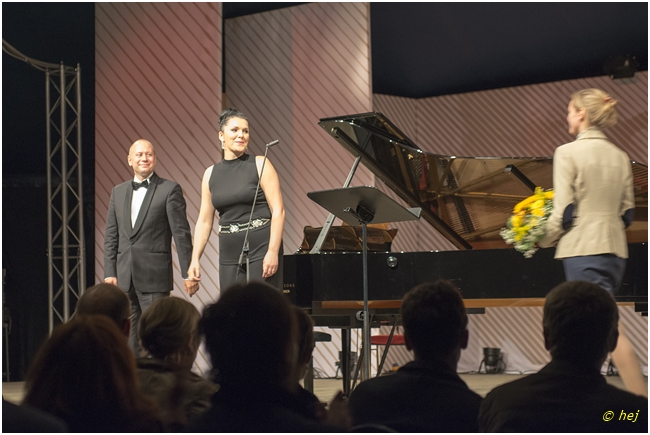 Viacheslav Poprugin & Evelina Dobračeva