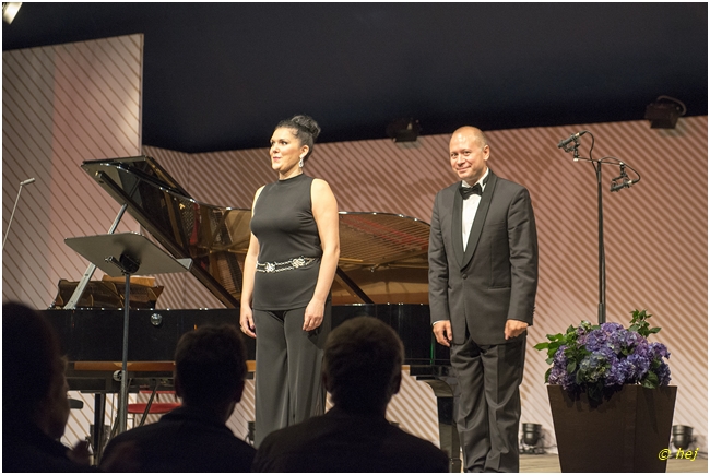 Evelina Dobračeva & Viacheslav Poprugin